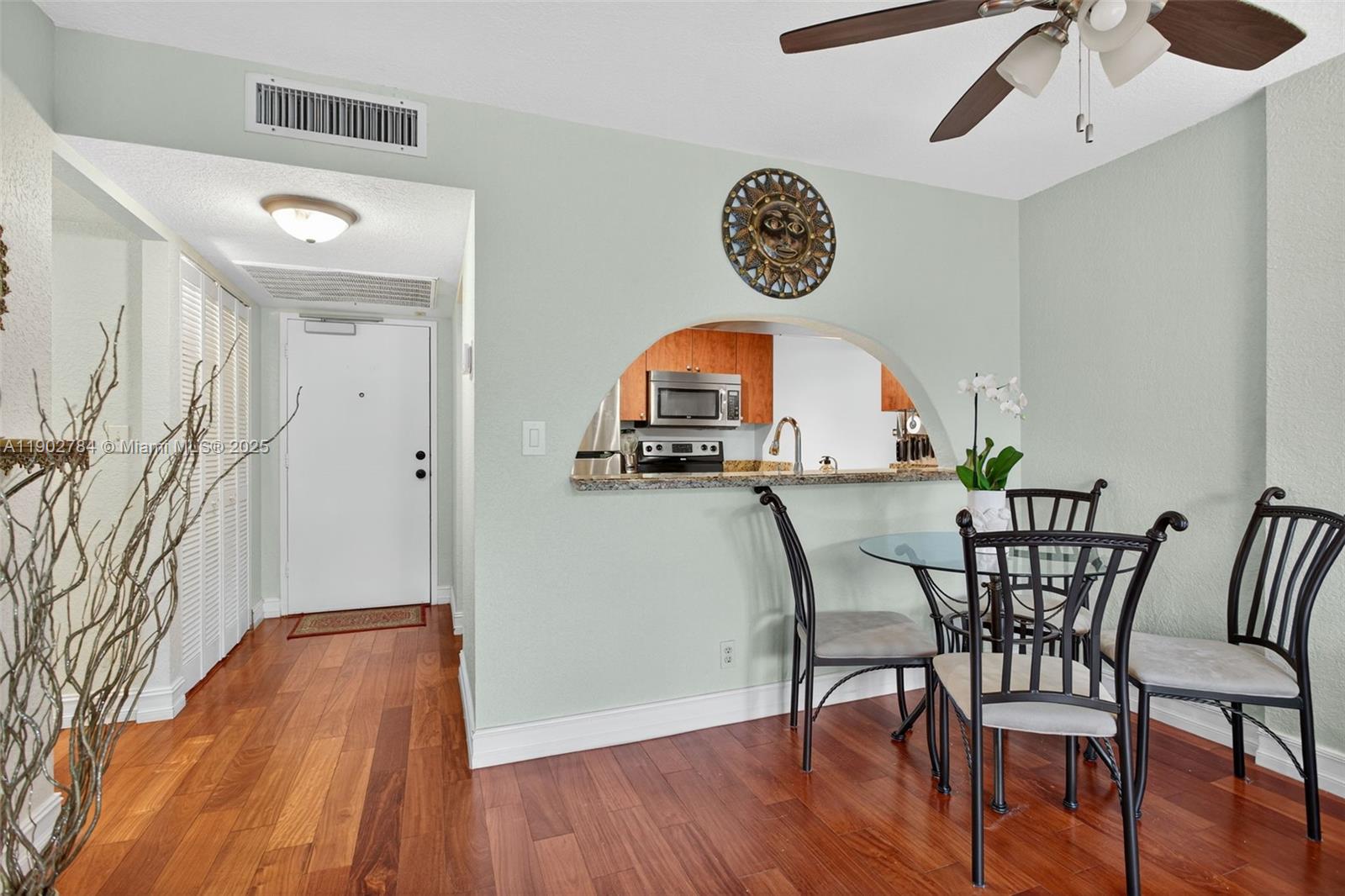 ISLAND CLUB TWO CONDO - Residential