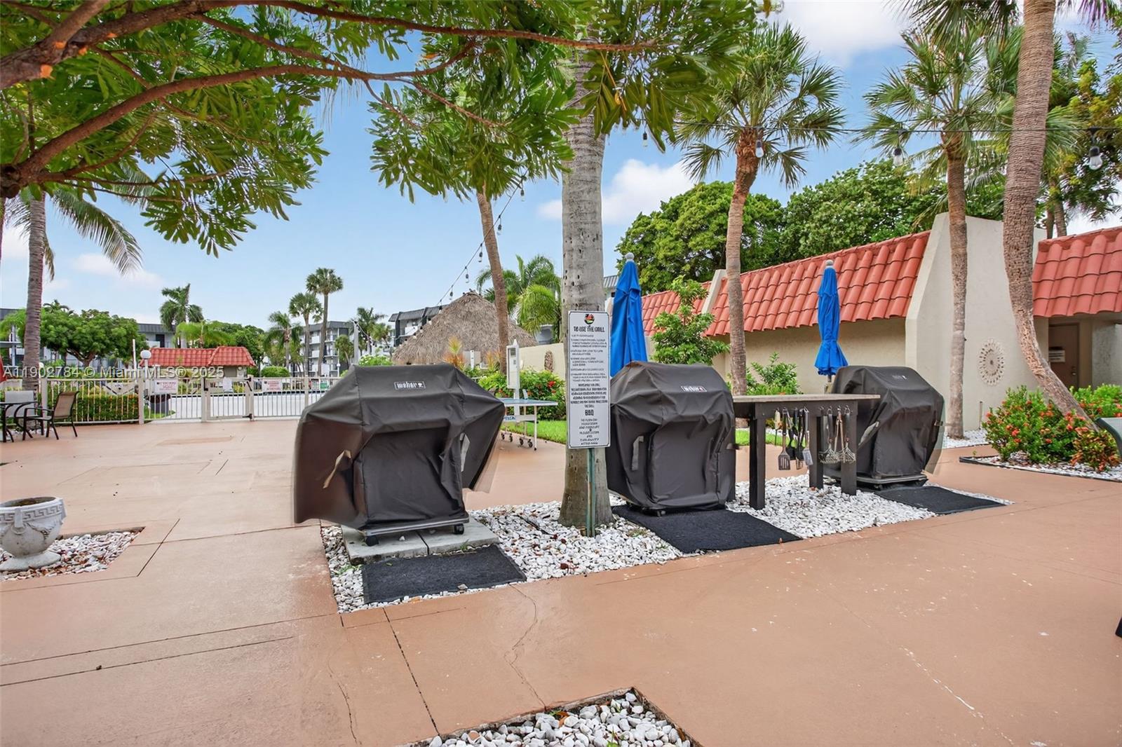 ISLAND CLUB TWO CONDO - Residential