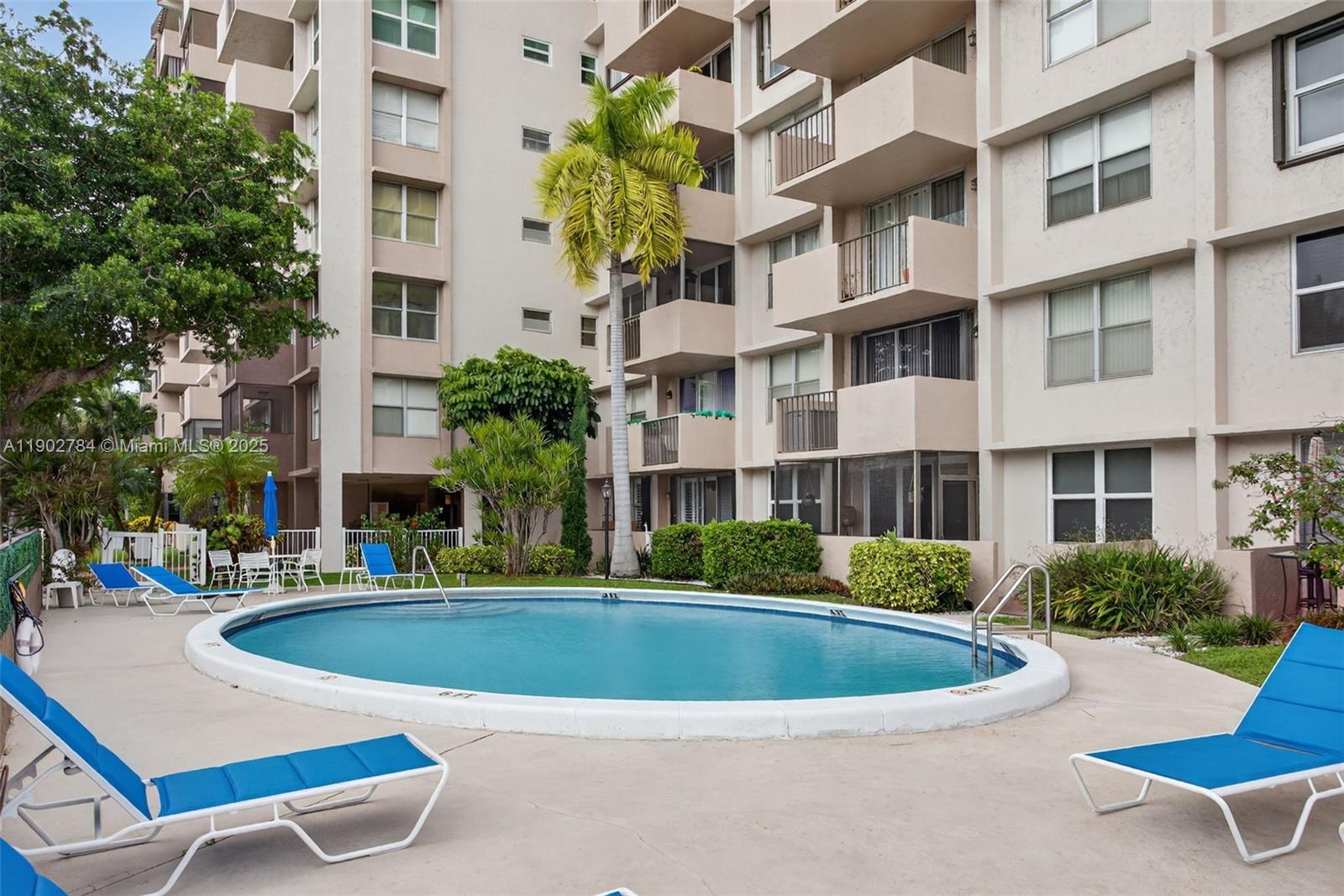 ISLAND CLUB TWO CONDO - Residential