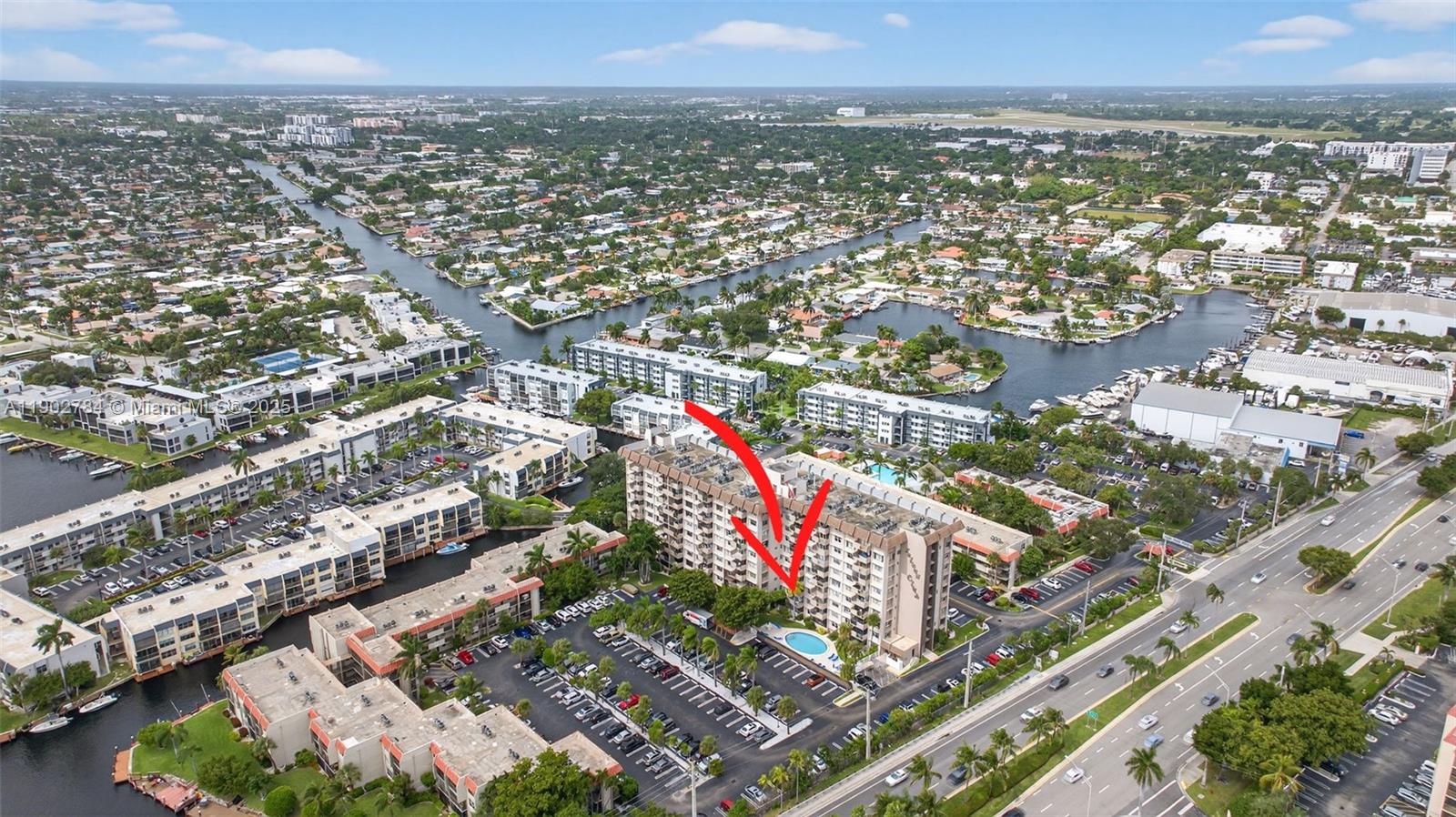 ISLAND CLUB TWO CONDO - Residential