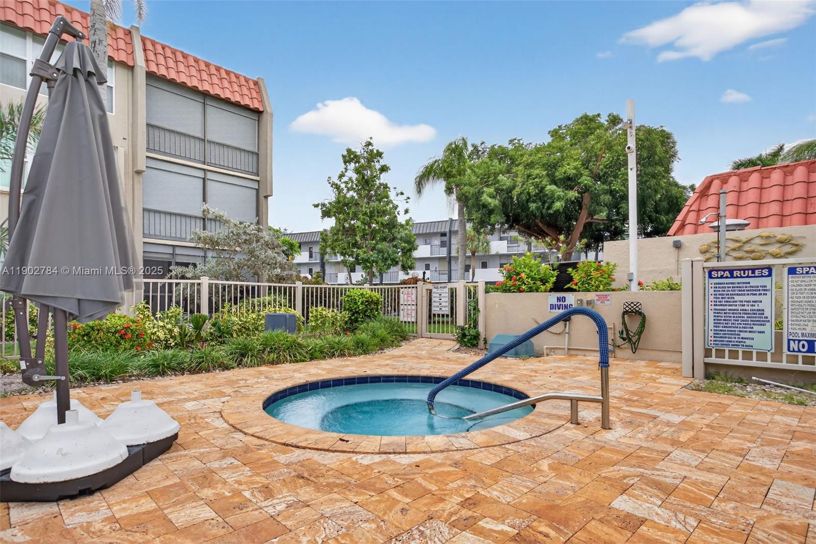 ISLAND CLUB TWO CONDO - Residential