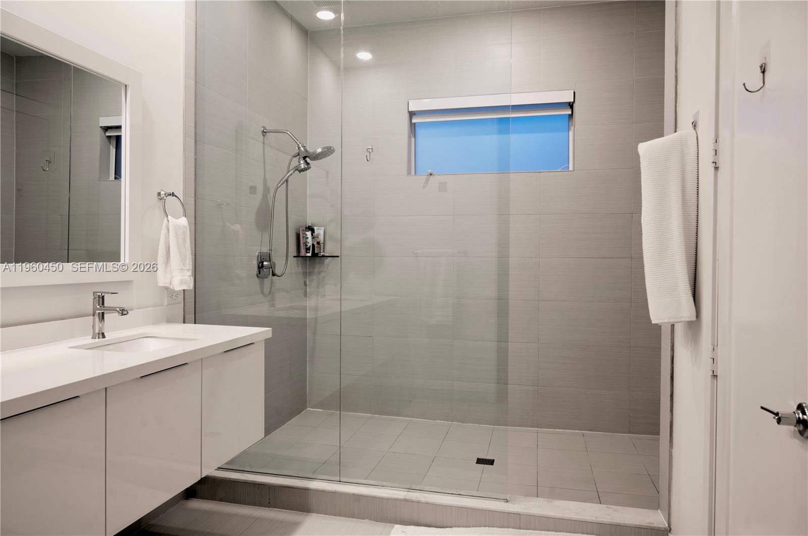 LANDMARK AT DORAL CENTRAL - Residential