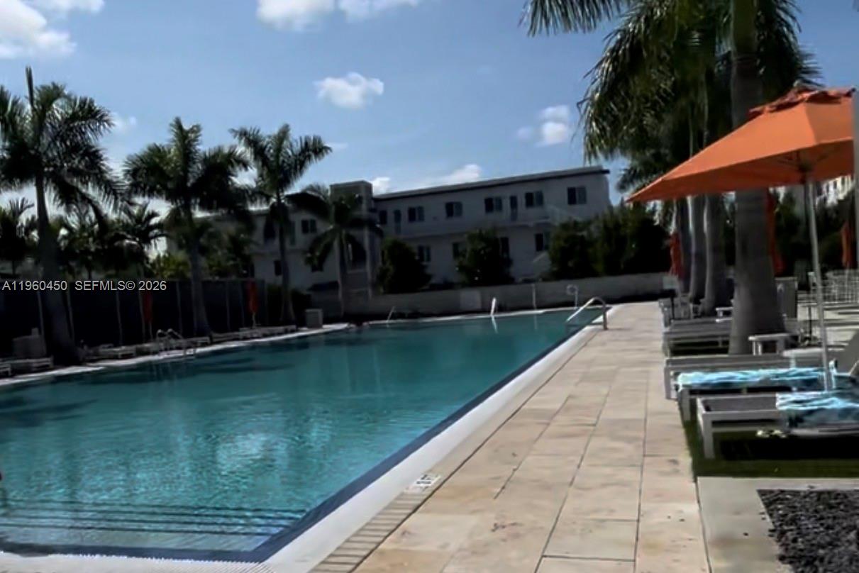 LANDMARK AT DORAL CENTRAL - Residential