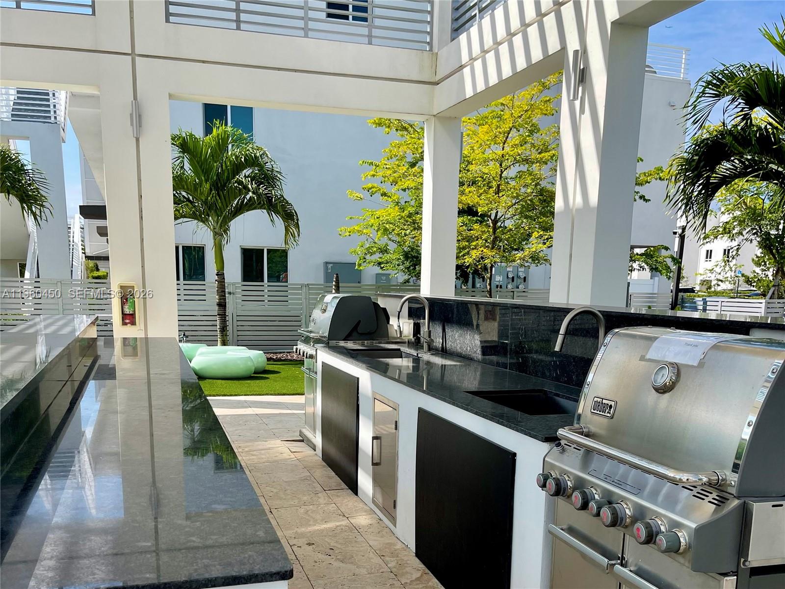 LANDMARK AT DORAL CENTRAL - Residential