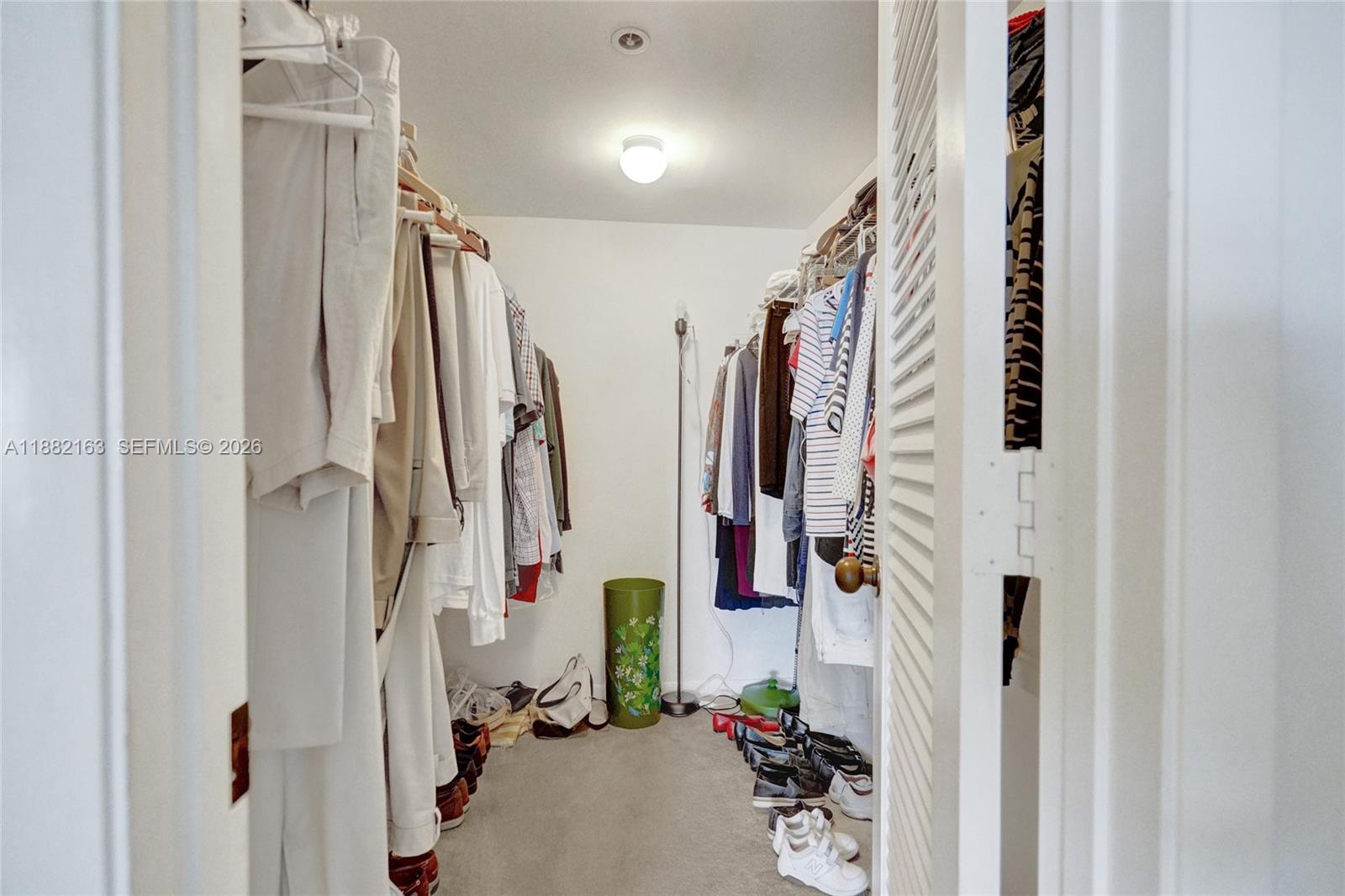 TRITON CONDO - Residential