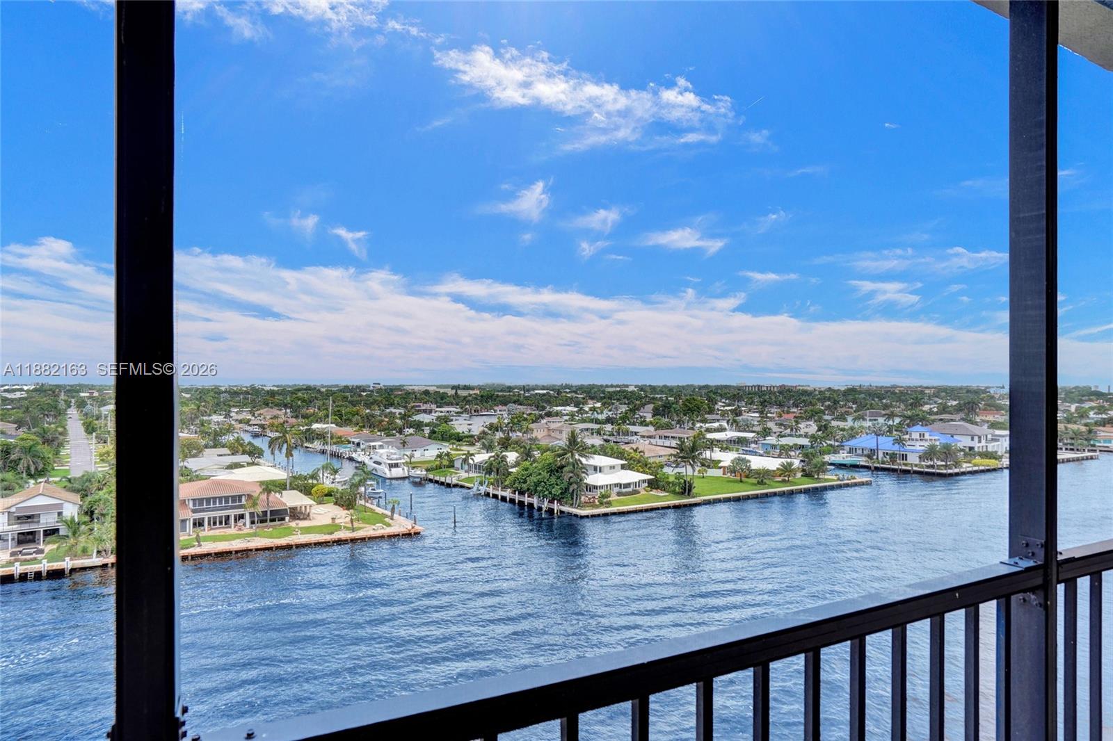 TRITON CONDO - Residential