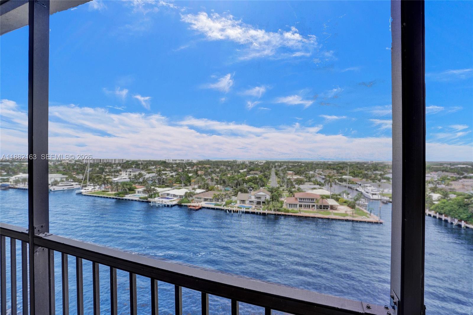 TRITON CONDO - Residential