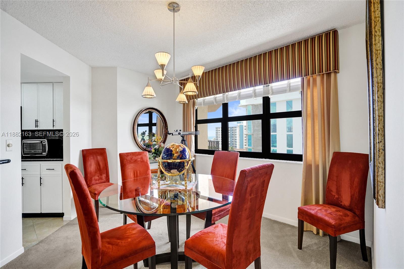 TRITON CONDO - Residential