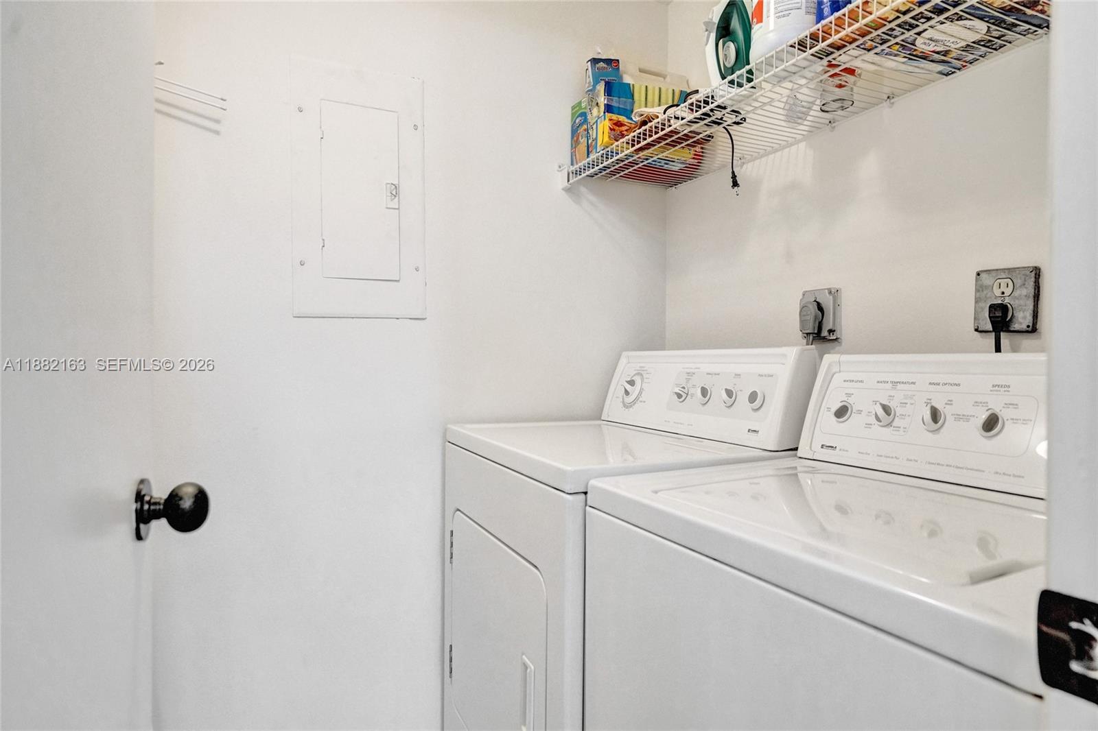 TRITON CONDO - Residential