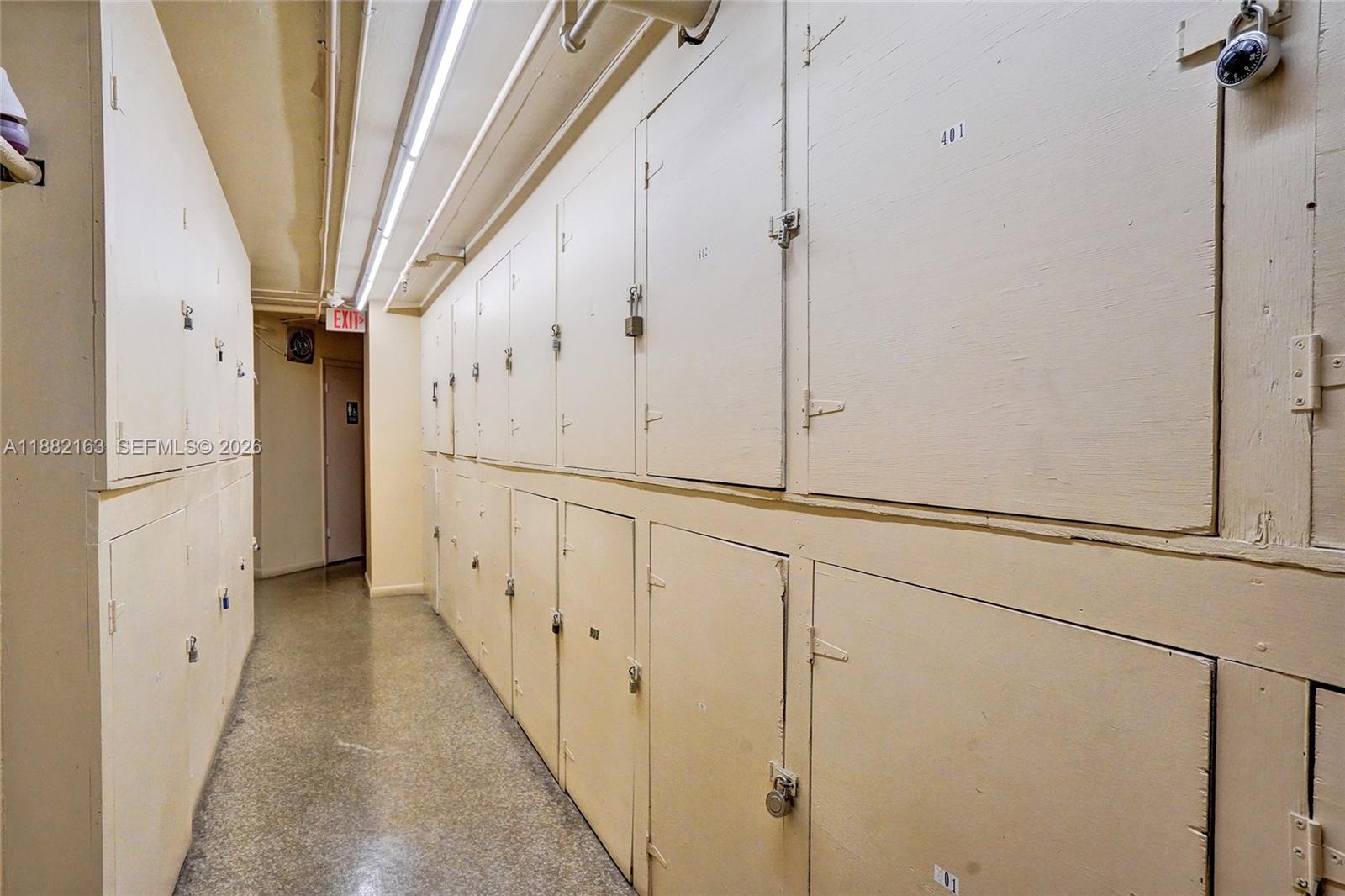 TRITON CONDO - Residential