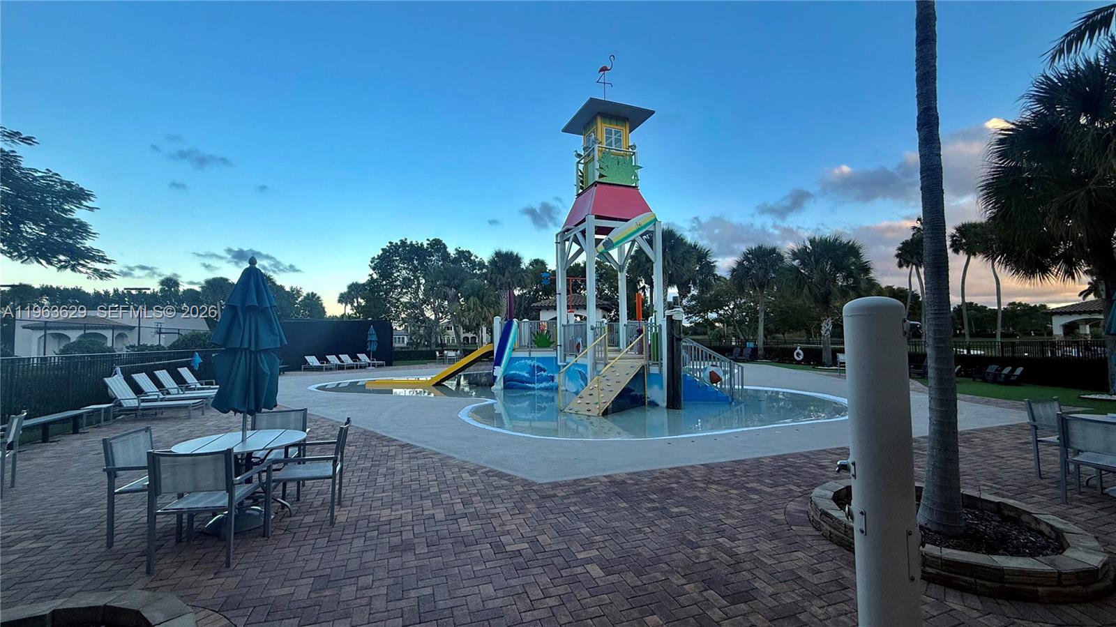 HERON BAY FOUR - Residential