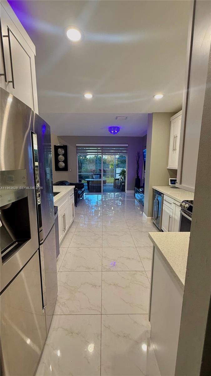 HERON BAY FOUR - Residential