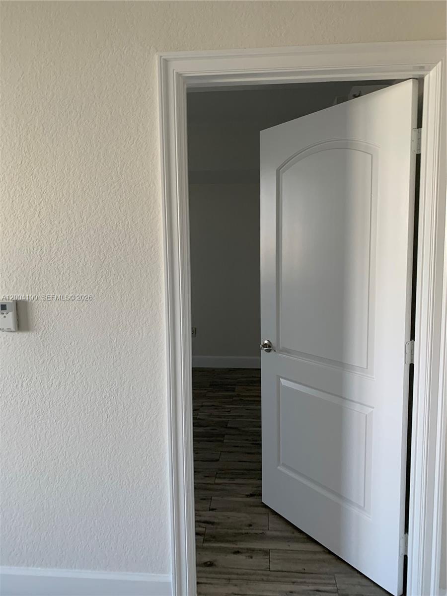 RADIUS CONDO - Residential