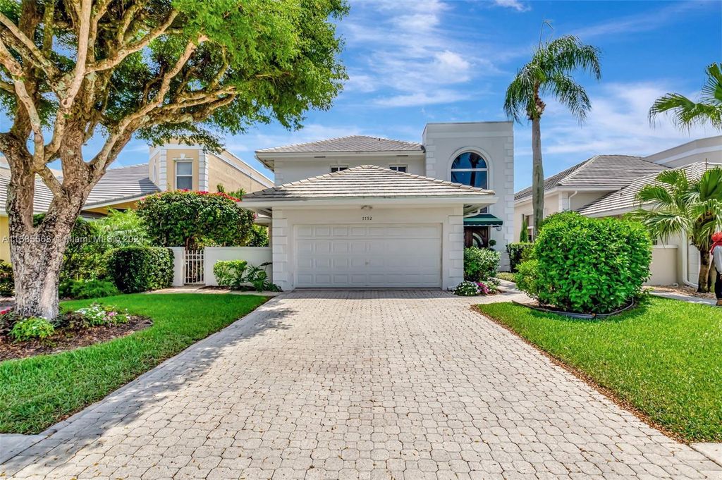 Photo of 7792 Travlers Tree Dr, Boca Raton, FL 33433 (MLS # A11585568)