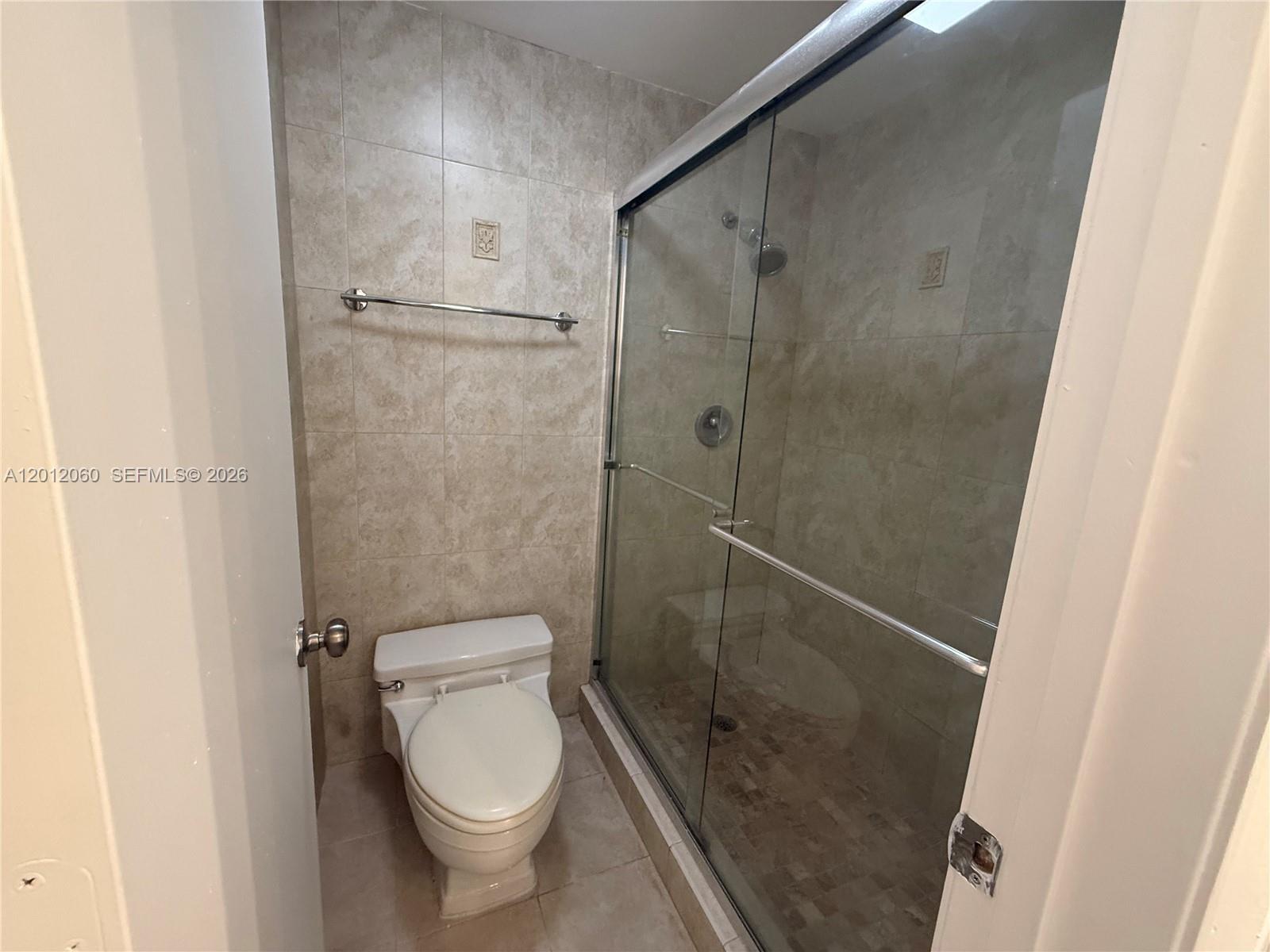 ALEXANDER TOWERS CONDO - Residential