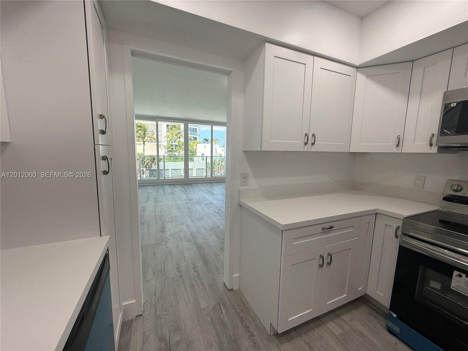 ALEXANDER TOWERS CONDO - Residential