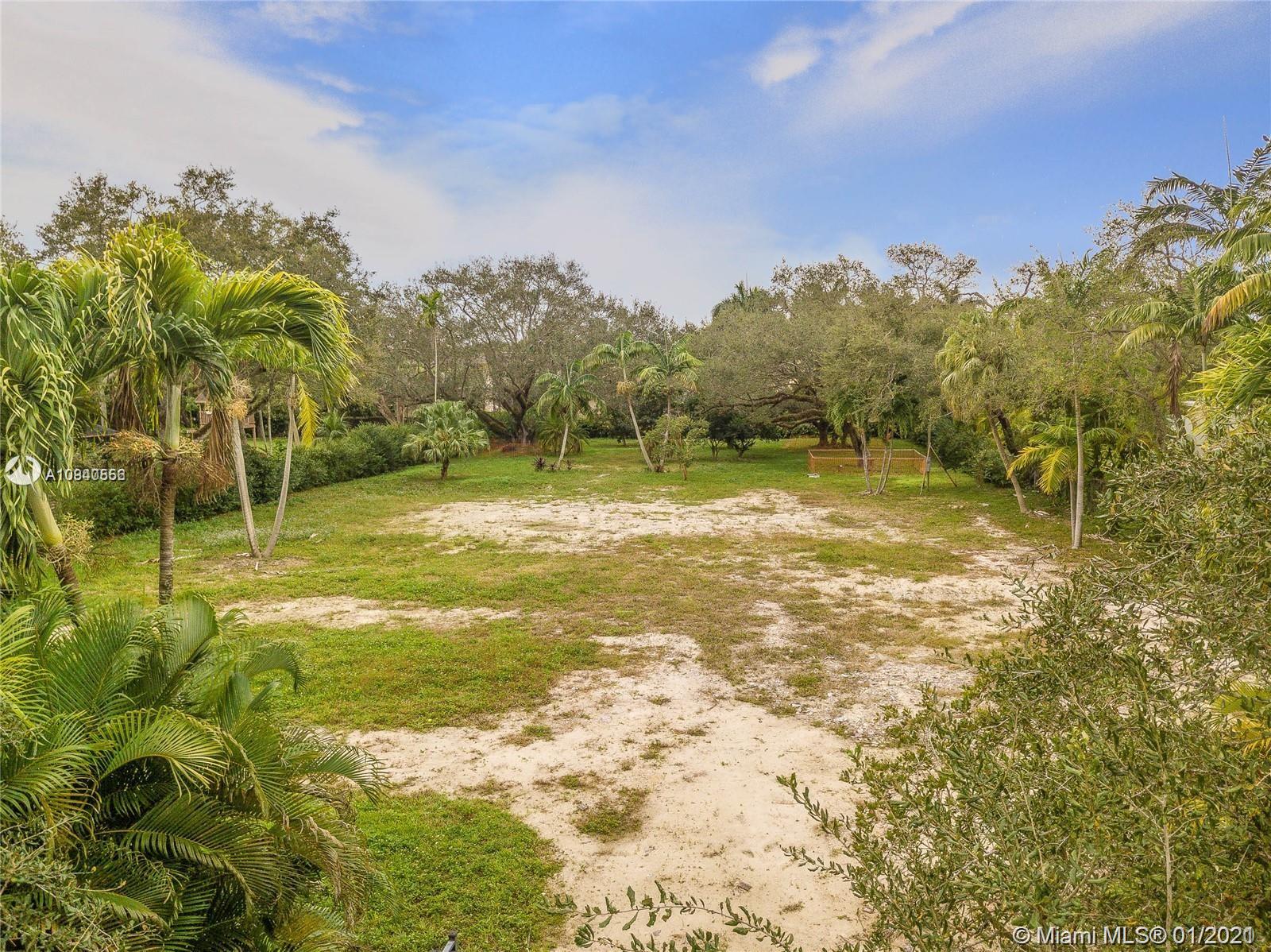 MARTIN SUBURBAN ACRES - Residential