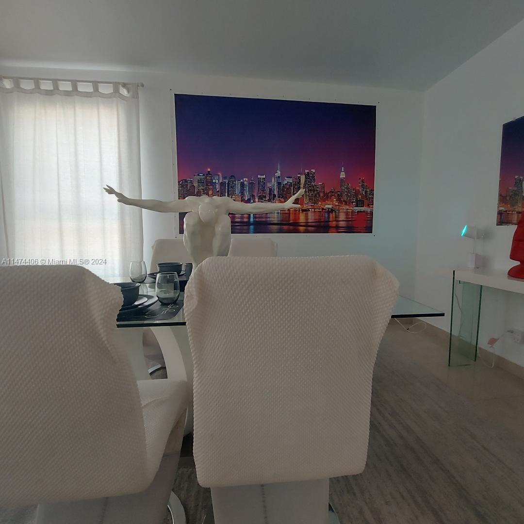 HOLIDAY TOWERS CONDO - Residential
