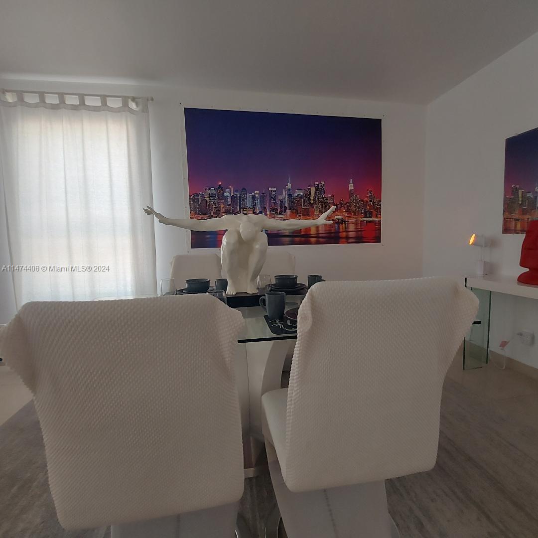 HOLIDAY TOWERS CONDO - Residential