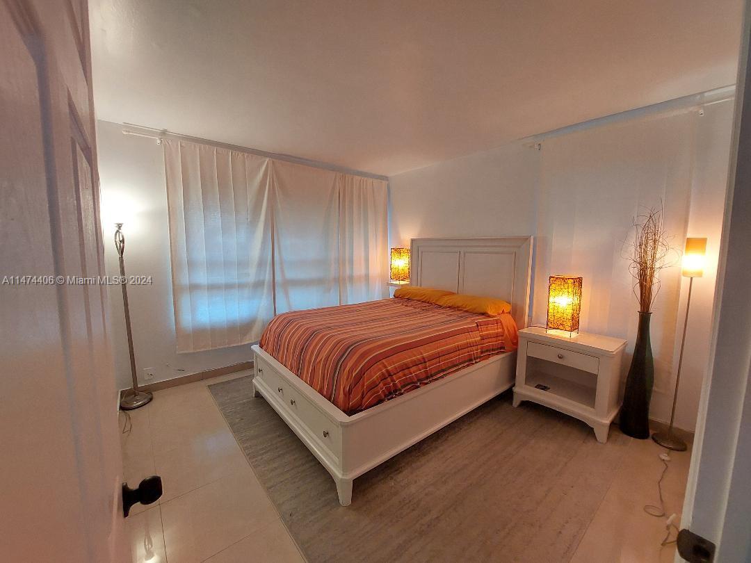 HOLIDAY TOWERS CONDO - Residential