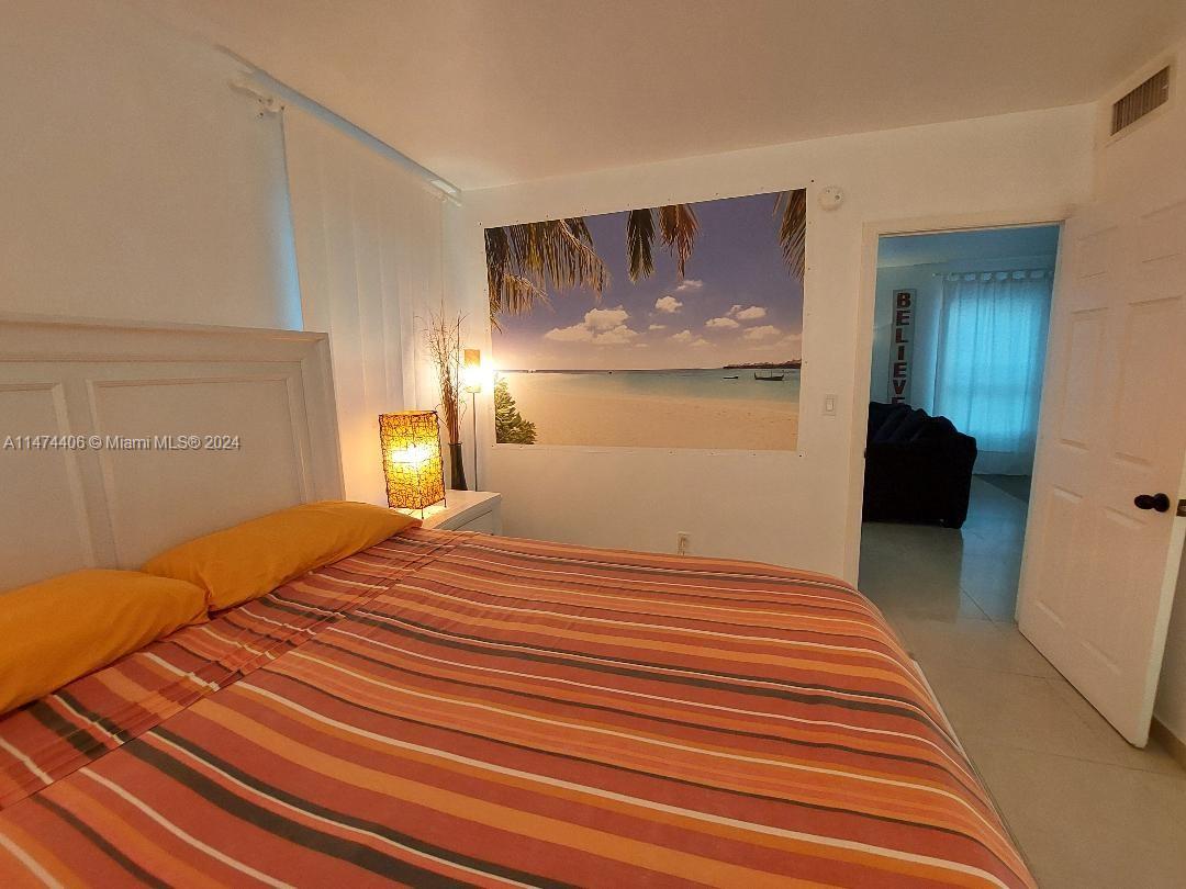 HOLIDAY TOWERS CONDO - Residential
