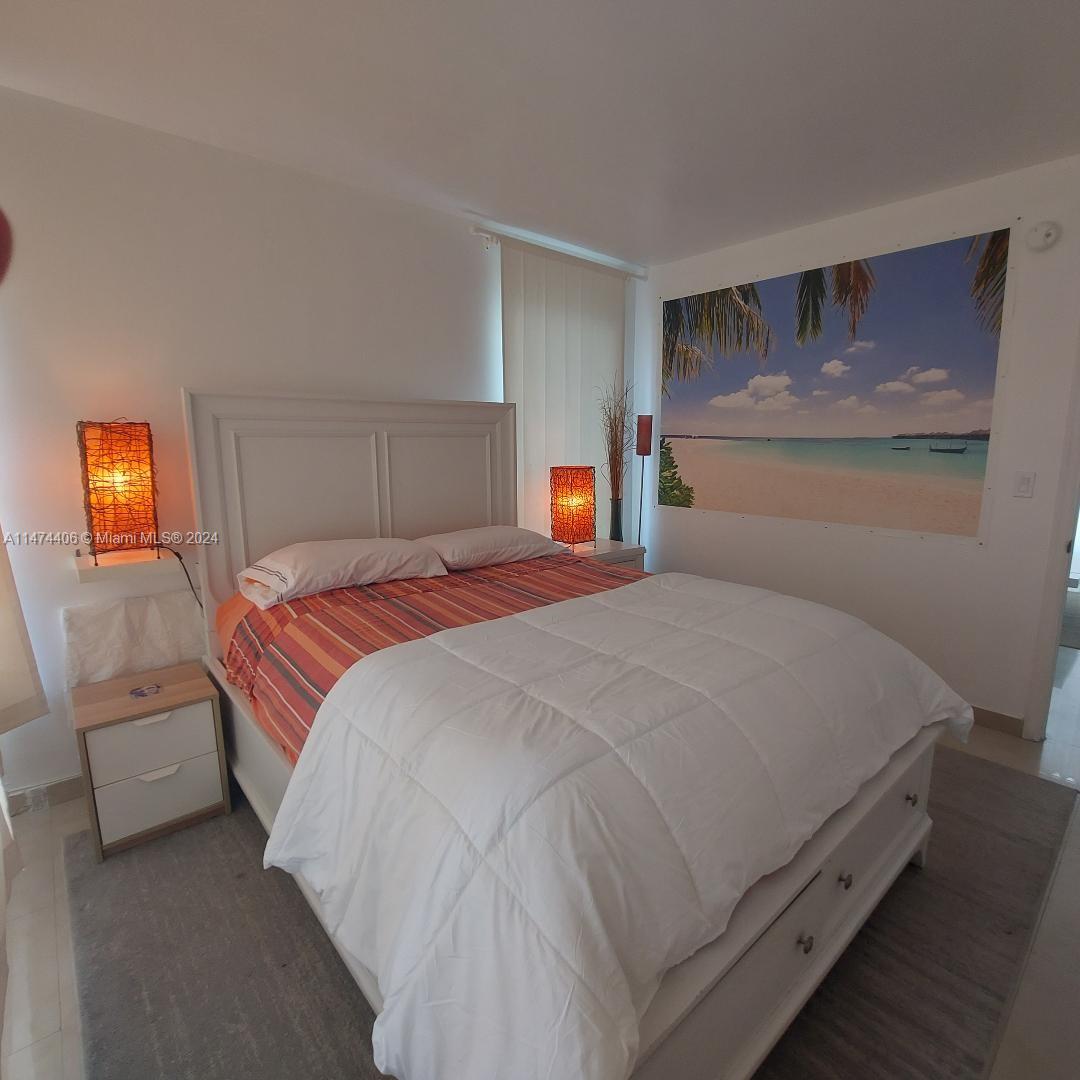 HOLIDAY TOWERS CONDO - Residential