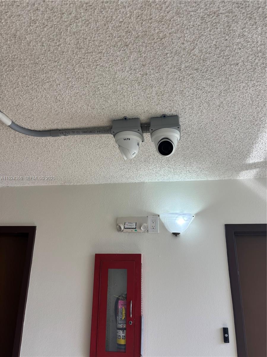 CYPRESS CLUB OF KENDALE C - Residential