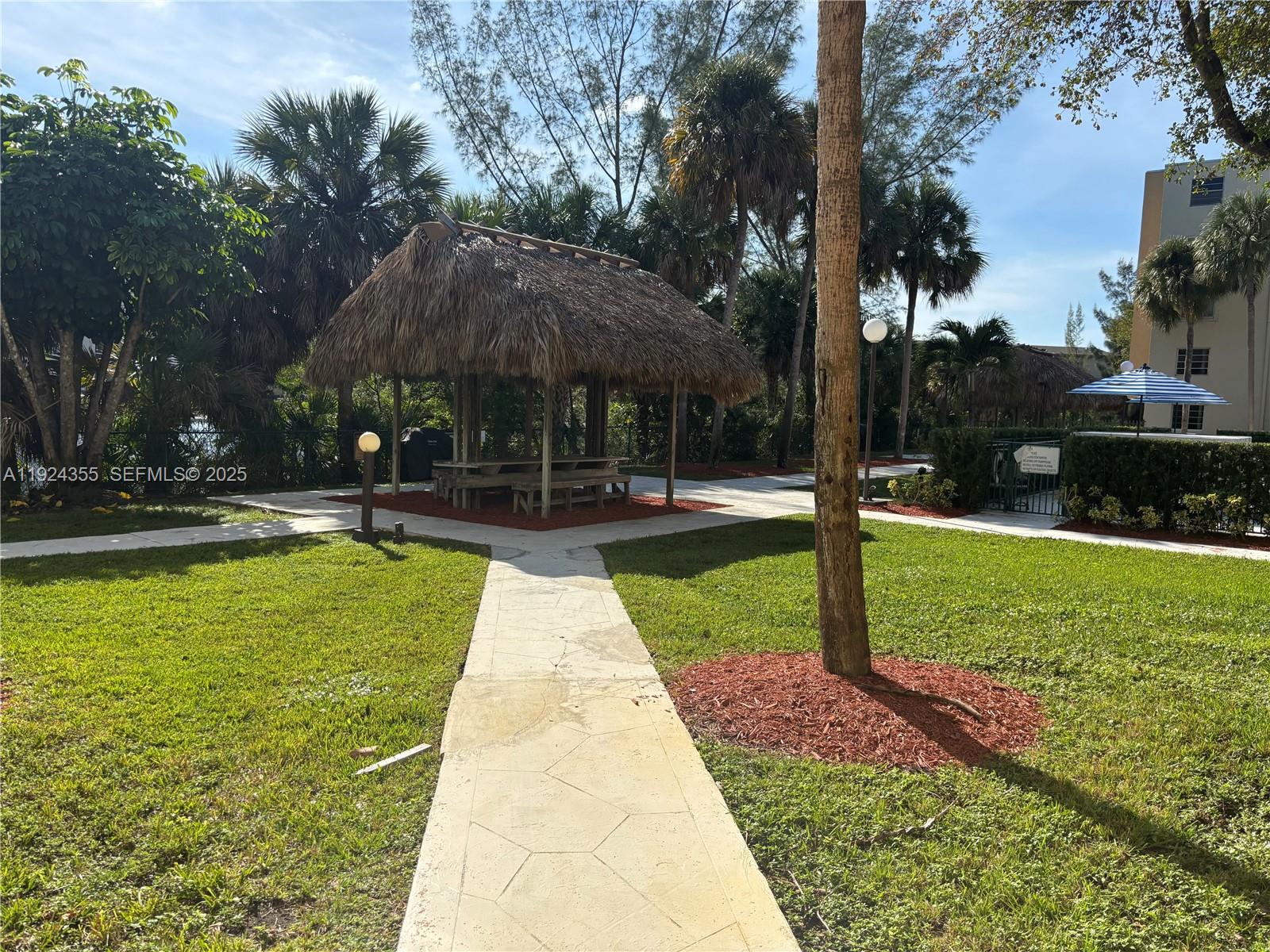 CYPRESS CLUB OF KENDALE C - Residential