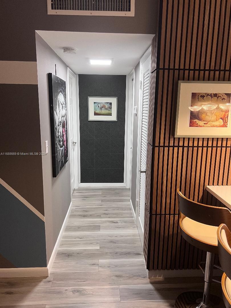 GOLDEN SAILS CONDO - Residential