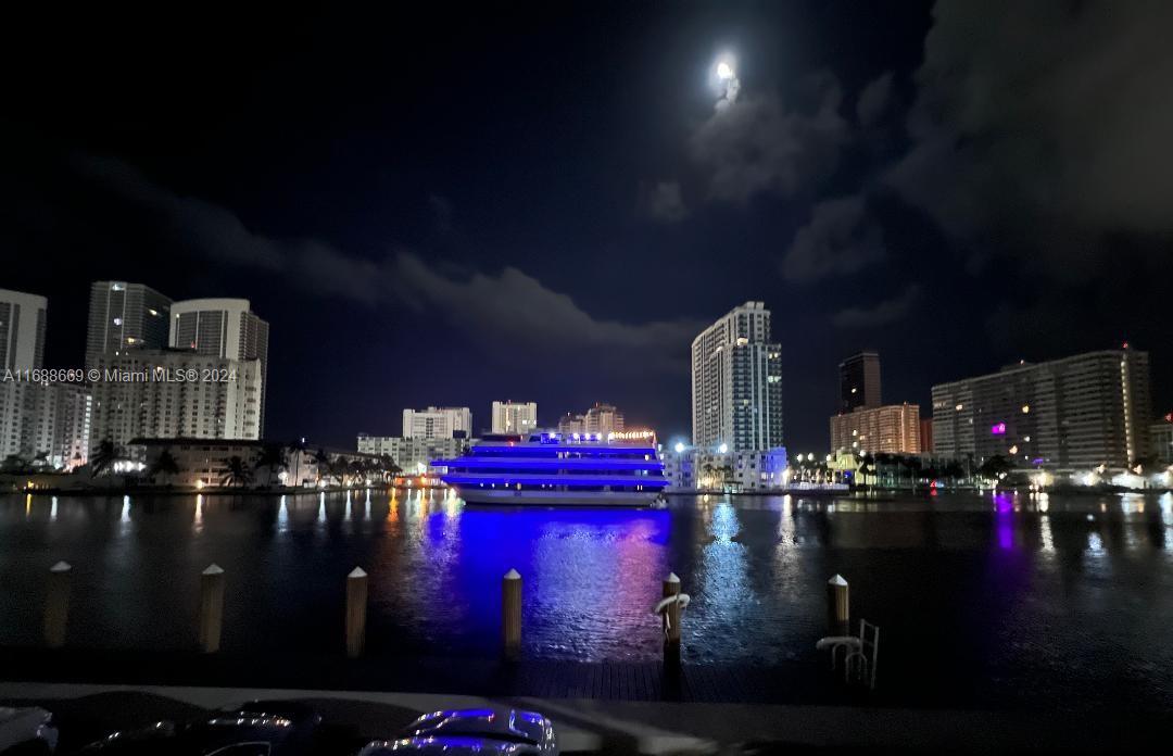 GOLDEN SAILS CONDO - Residential