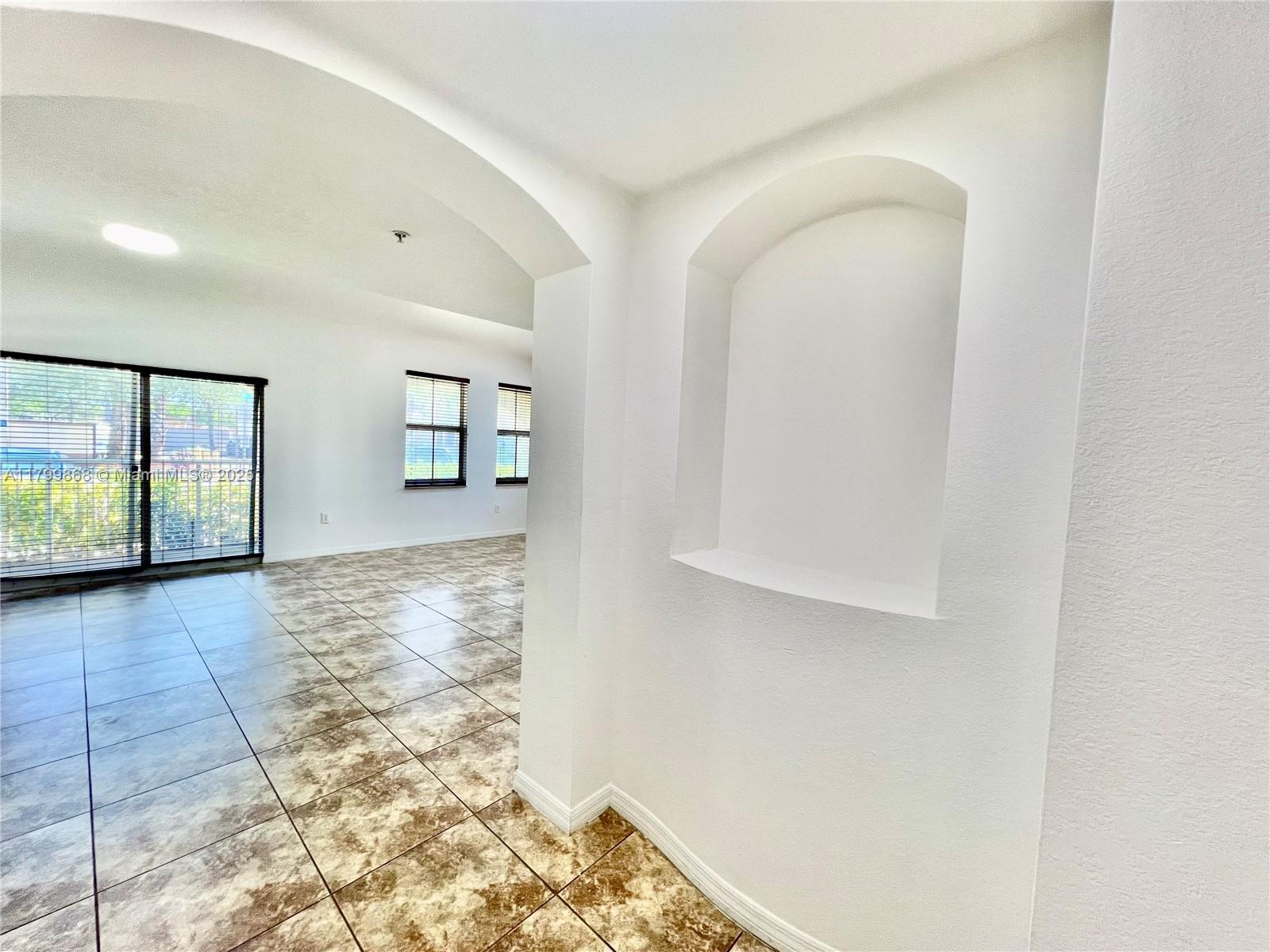 10855 NW 88th Ter 101