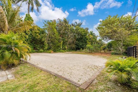 Tiny photo for 810 NE 149th St, Miami, FL 33161 (MLS # A11977299)