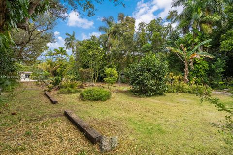Tiny photo for 810 NE 149th St, Miami, FL 33161 (MLS # A11977299)