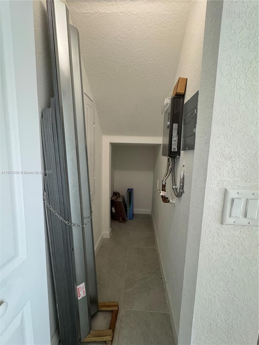 PINE ISLE - Residential Lease