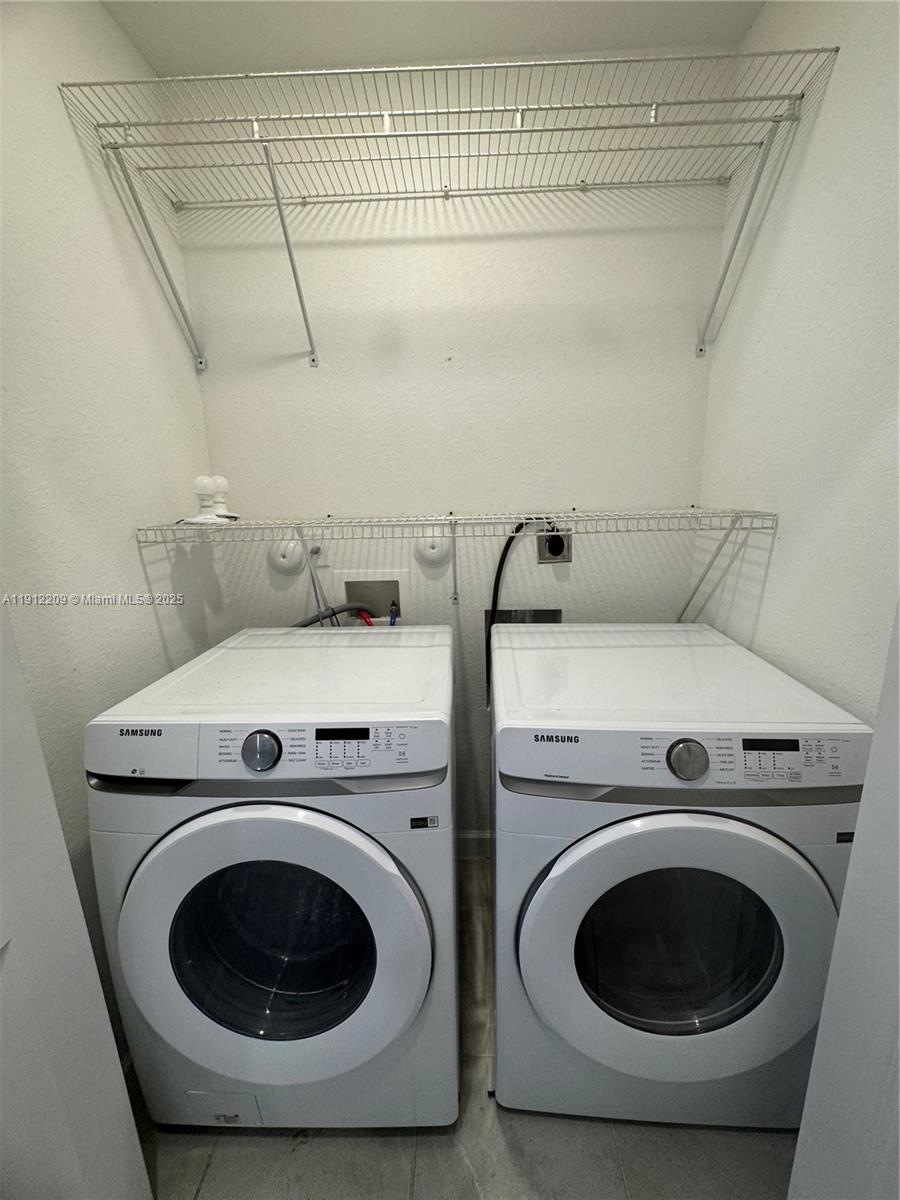 PINE ISLE - Residential Lease