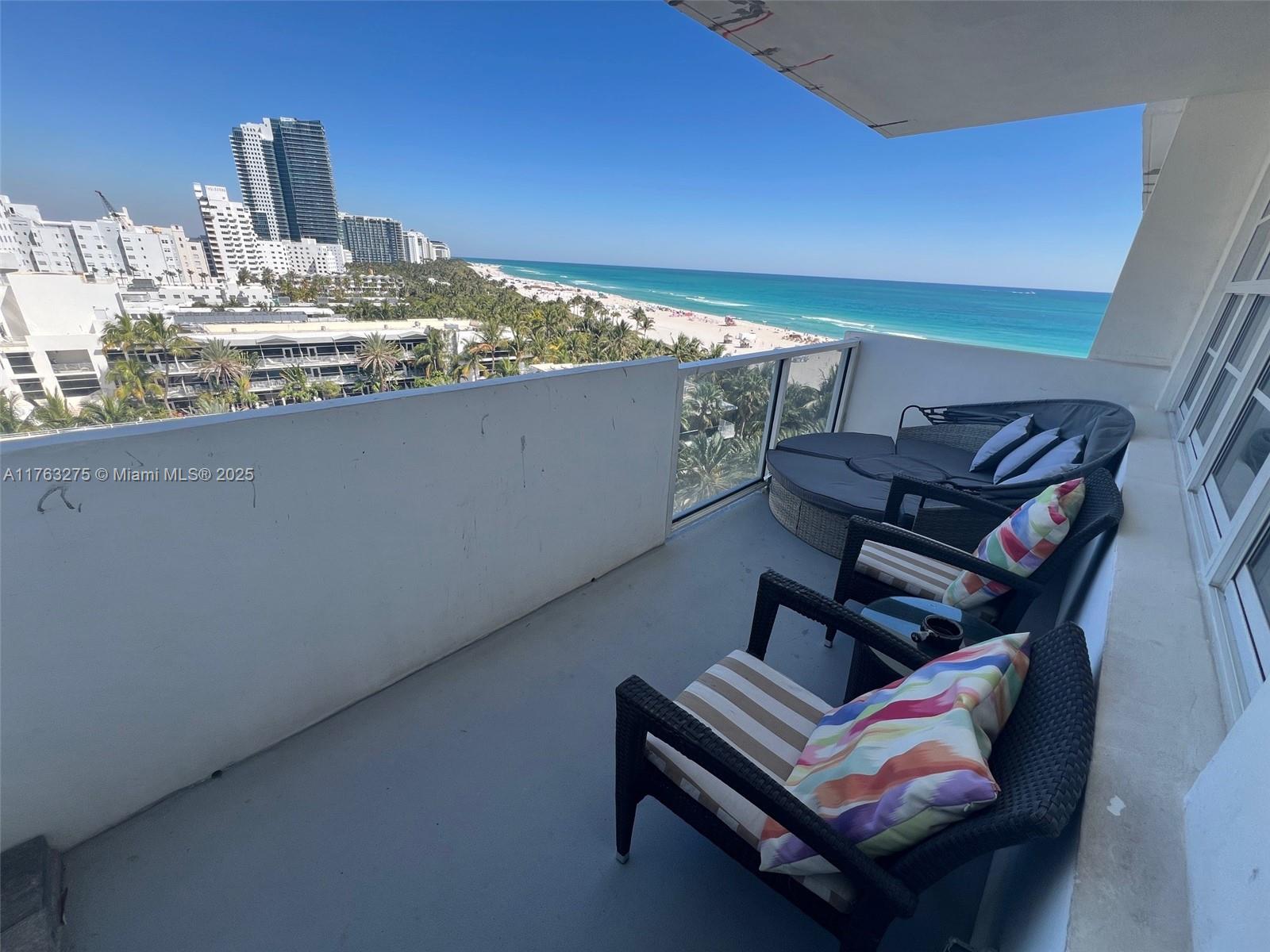 Rental Property at 100 Lincoln Rd 945, Miami Beach, Miami-Dade County, Florida - Bedrooms: 1 
Bathrooms: 1  - $3,600 MO.