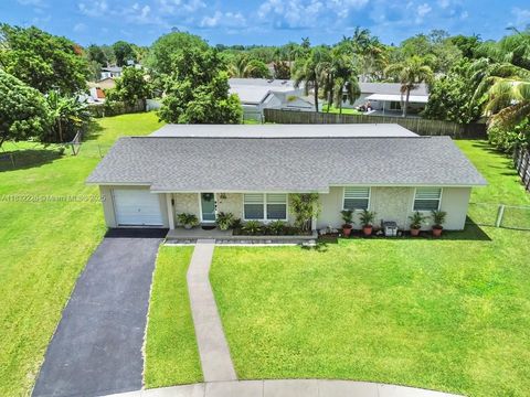9360 SW 185th St Cutler Bay FL 33157