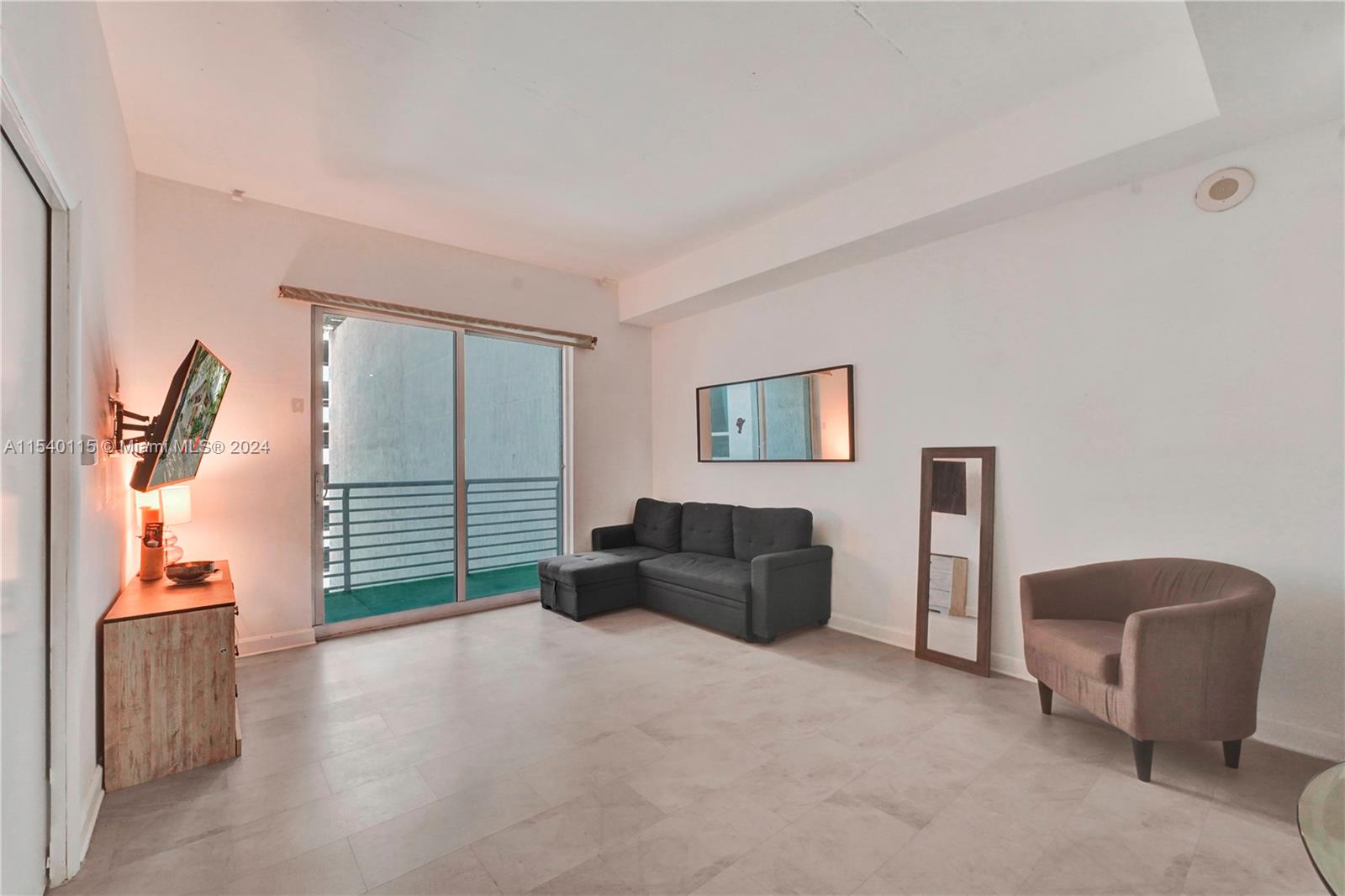 THE LOFT DOWNTOWN CONDO - Residential