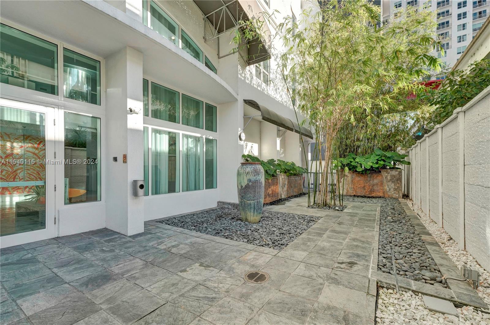 THE LOFT DOWNTOWN CONDO - Residential