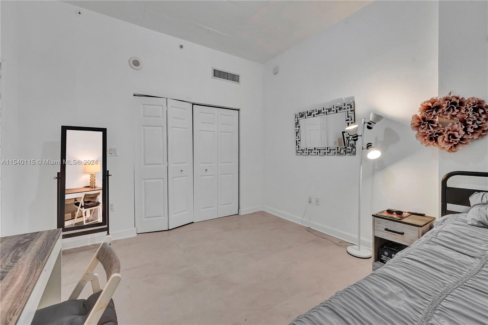 THE LOFT DOWNTOWN CONDO - Residential