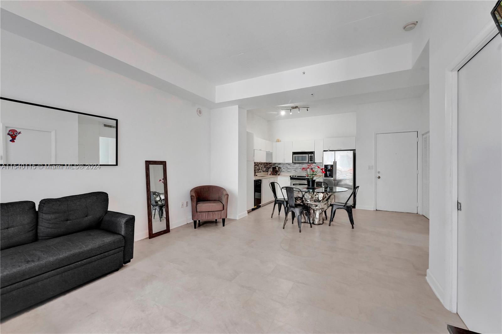 THE LOFT DOWNTOWN CONDO - Residential