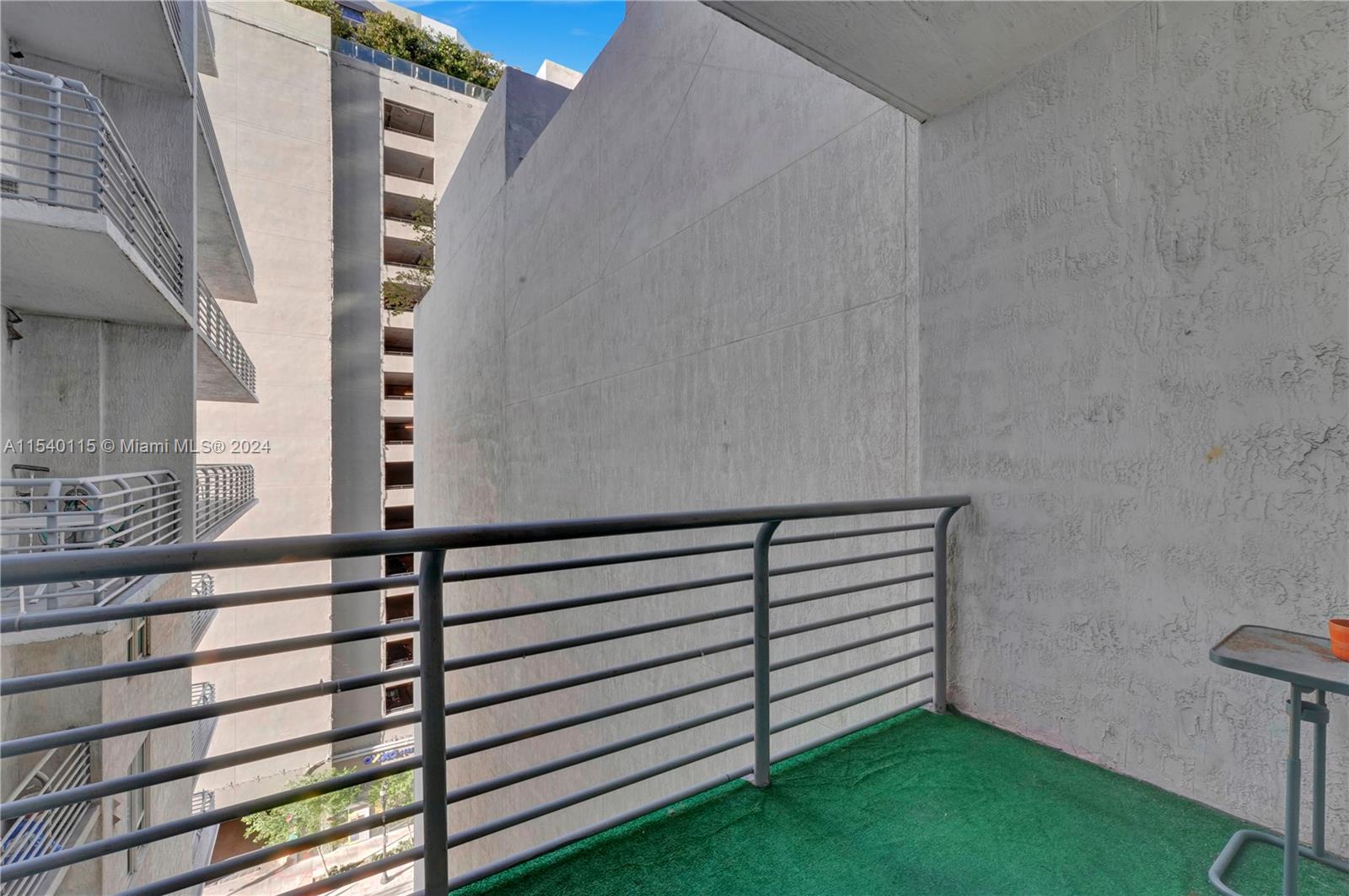 THE LOFT DOWNTOWN CONDO - Residential