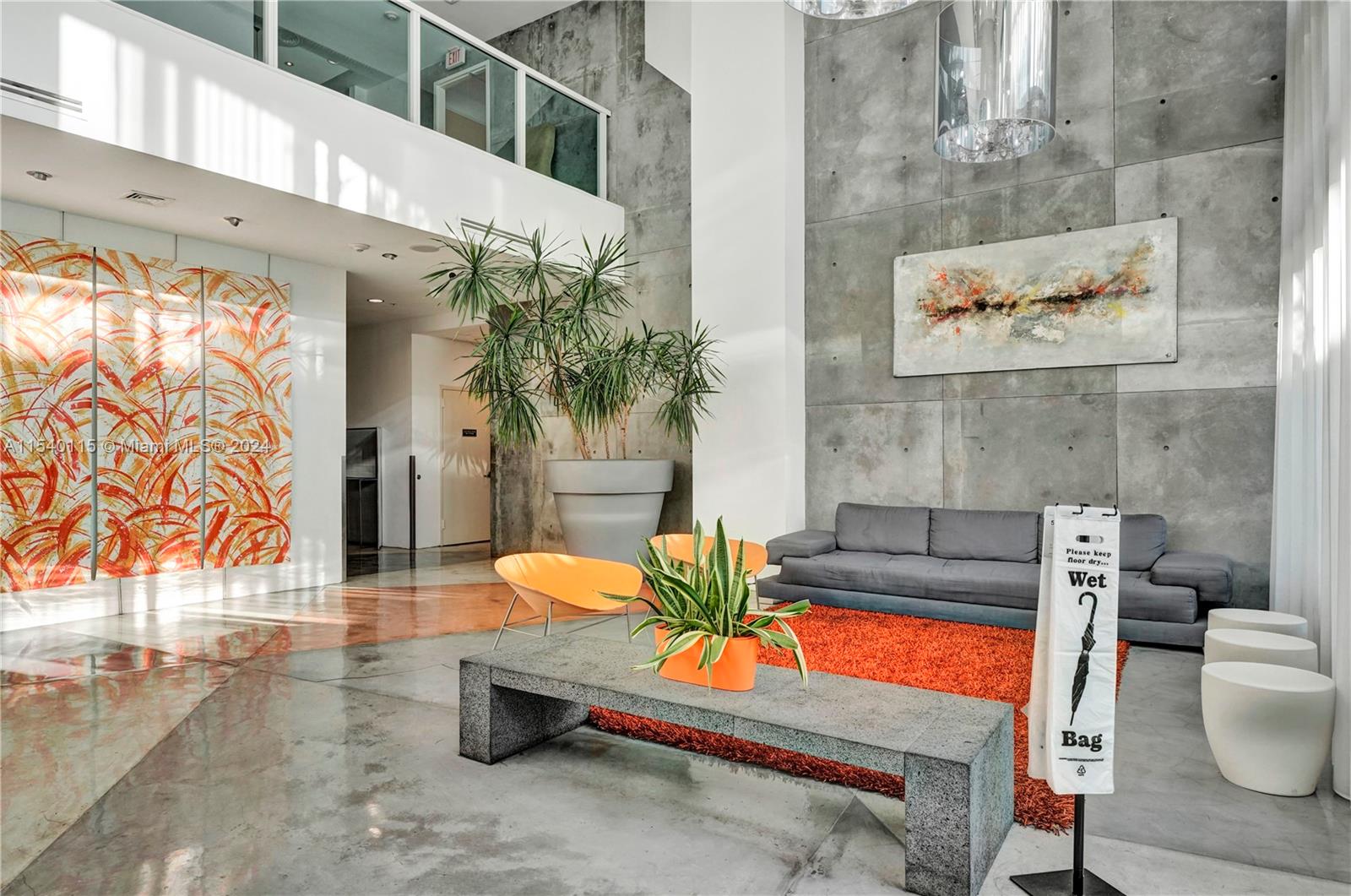 THE LOFT DOWNTOWN CONDO - Residential