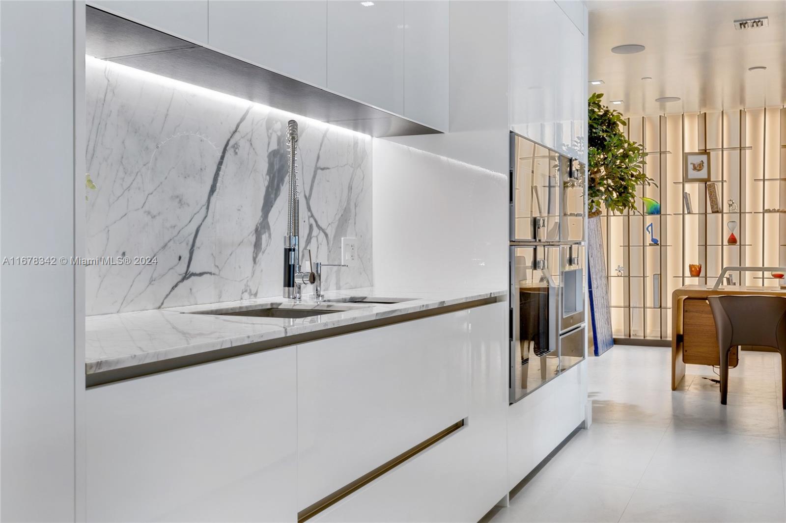 OCEANA BAL HARBOUR CONDO - Residential