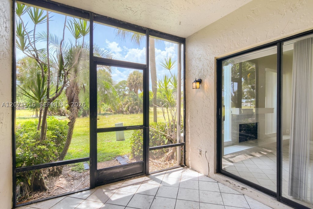 Photo of 5988 Glendale DR, Boca Raton, FL 33433 (MLS # A12071616)