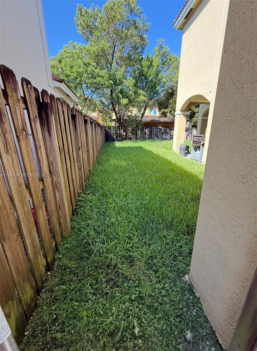 CANTAMAR - Residential Lease