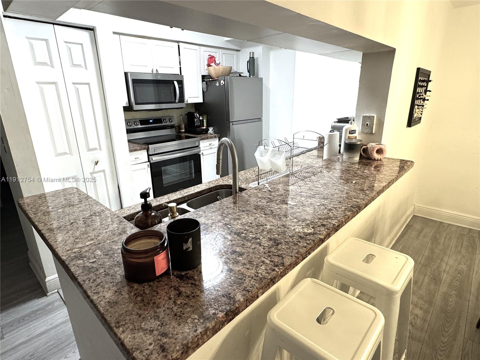 Porto Bellagio - Residential Lease