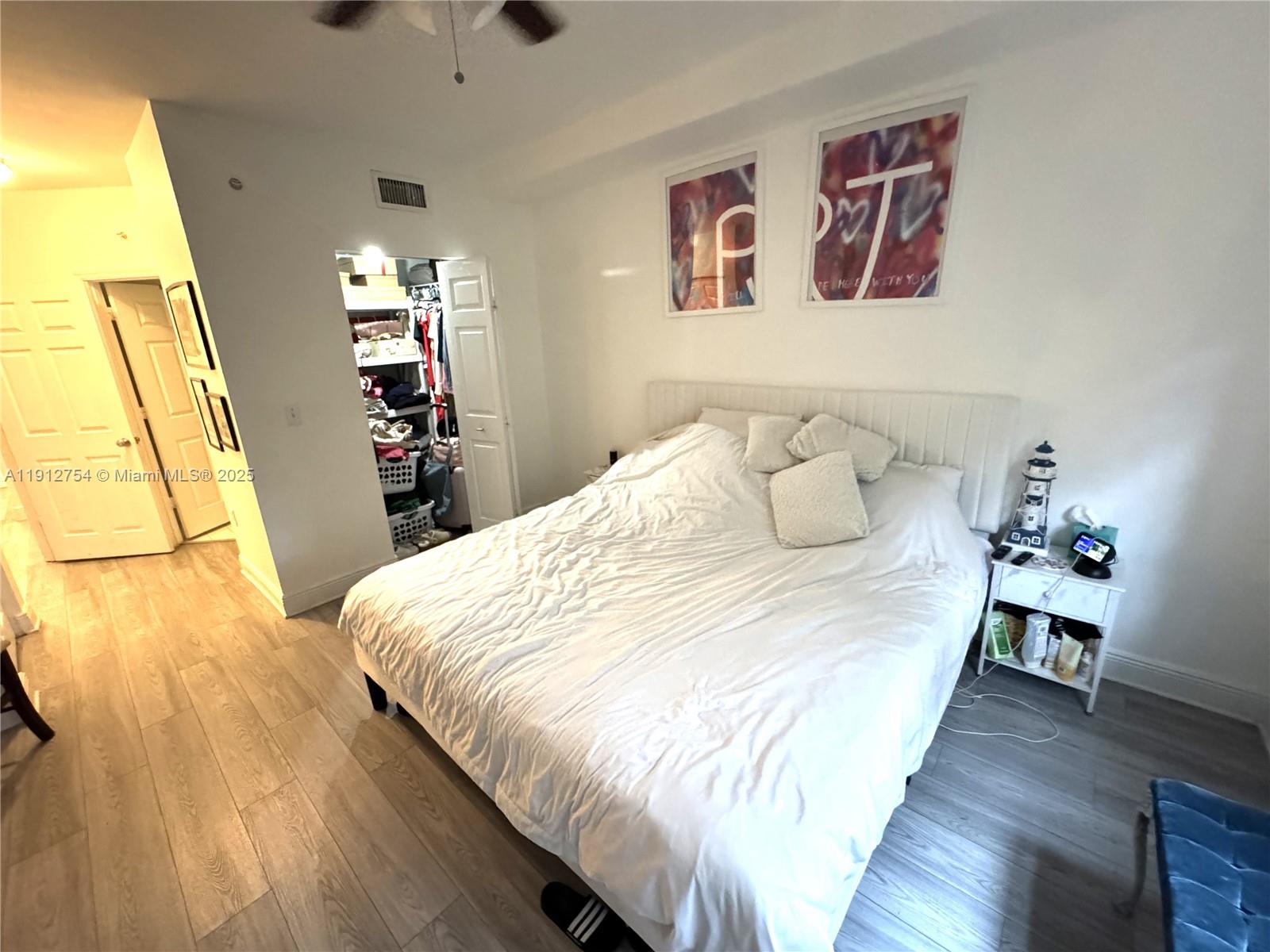 Porto Bellagio - Residential Lease