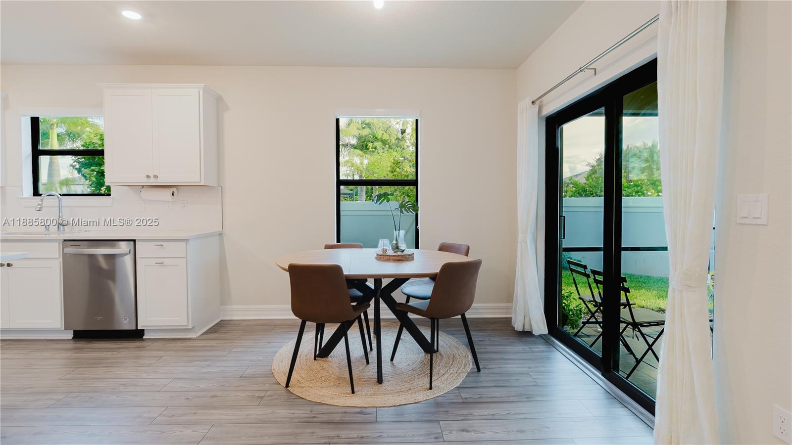 SOMERSET PLAZA - Residential Lease