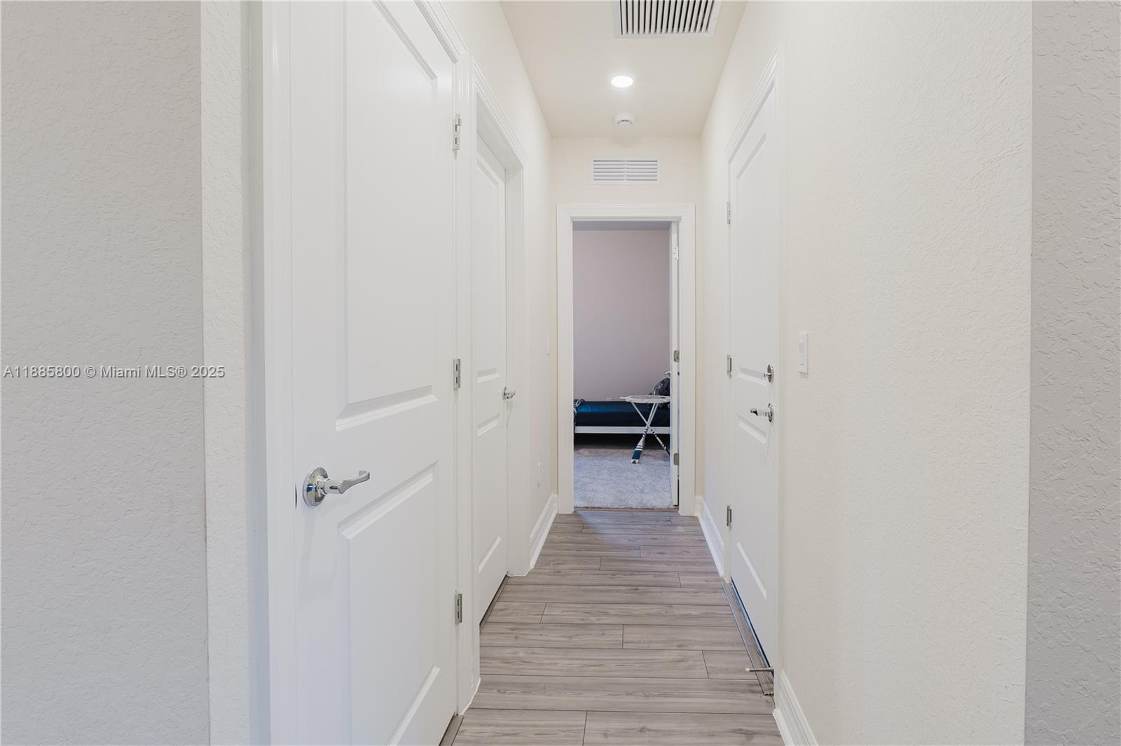 SOMERSET PLAZA - Residential Lease